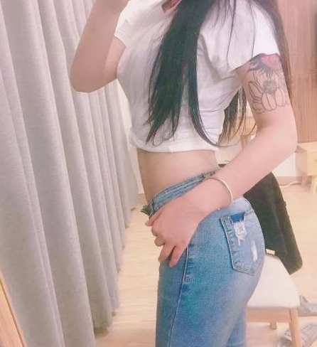 包河区颜值身材皆棒的纹身小姐姐